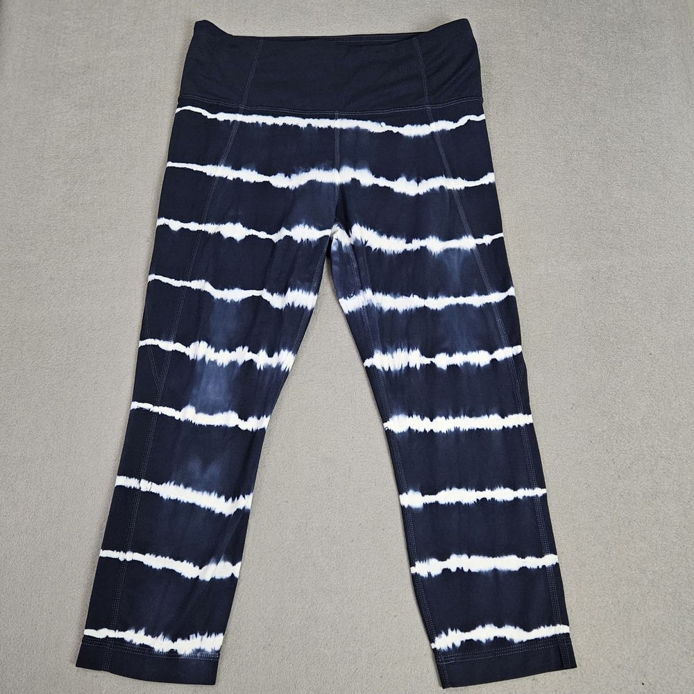 Athleta Capri Leggings Size M Tie Dye Salutation Blue White Yoga Workout Cropped
